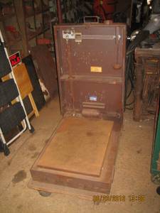 Portable Folding Scale 1,200lb cap. Many Cool Features. (Gloucester)
