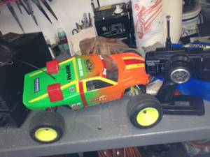 RC10-T3 with Accessories (Green Valley)