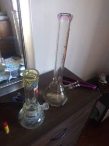 Water pipes / bongs / accessories