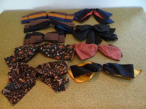 Large collection of Victorian style hair bows (north Evanston)