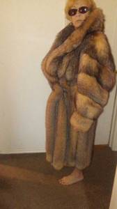 Gorgeous Full Length Crystal Fox( Fur Coat) (Little Neck, Queens)