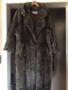 Classy Faux Fur Coat Size Medium (Zionsville)