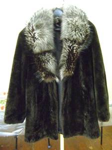 Real Alaskan Fur Coat! (Fairbanks)