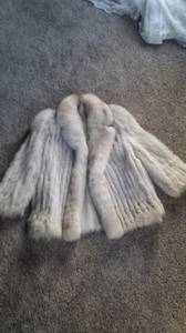 Fabulous Blue Fox Fur coat!!!! (Waukesha)