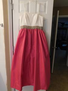 Formal Prom Dress - Size 14 (Freeport)