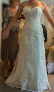 Beautiful Lace and Beaded Wedding Dress