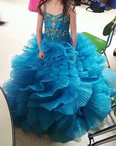 Pageant dress (Michie)
