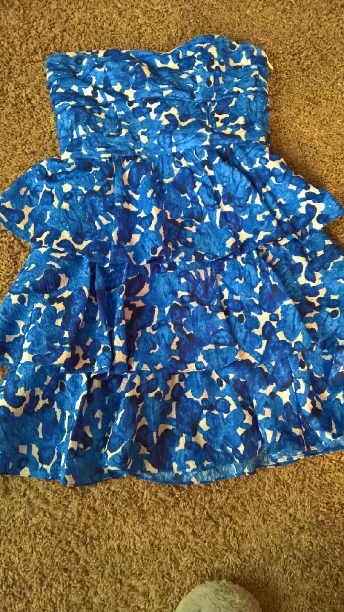 Cynthia Steffe Blue Floral Dress, Ruffled, Sleeveless, Size 6
