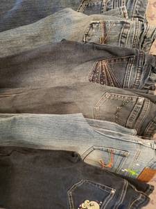 Girls jeans, corduroys, joggers Size 10 (Clinton Township)