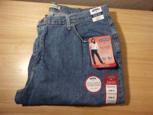 Women's Riders Relaxed Jeans NEW! (Northglenn)