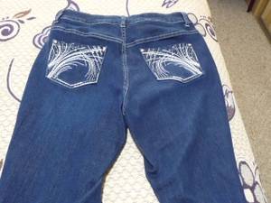 REDUCED Christopher & Banks Jeans Size 8 (Foothills)