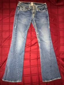 Ladies True Religion Joey Low Rise Flare Jeans size 29 RN# 112790 CA#