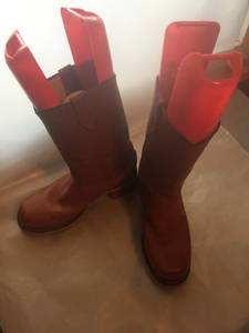 Brown leather boots (Yorktown Heights)