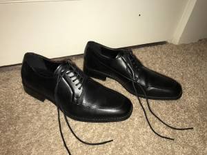 Men's black dress shoes, Size 10 - Apt. 9 brand