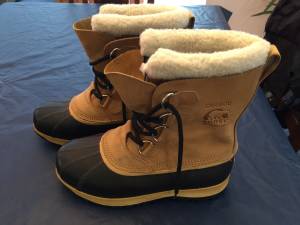 SOREL Caribou II Boots Leather/Rubber Men's Size 9...Like New!