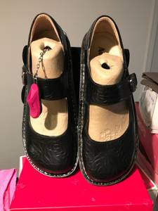Alegria Shoes (Trenton)