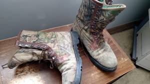 Size 11.5 Thinsulate Camo Boots (Grand Island)