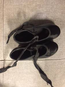 small kid's tap shoes 8M girl (Venice)