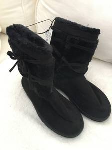 Plush Black Boots (Stillwater)