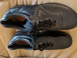 S A S free time shoes size 10 (Yuma Foothills blvd)