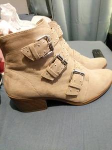 Women's shoes/boot (Colorado Springs)
