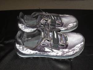 Women's Altra King MT Trail Running Shoes (Tucson)