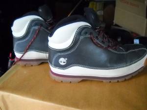 Timberland shoes size 5 (New Albany)