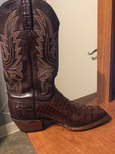 Lucchese Classic Cowboy Boots (Topeka)