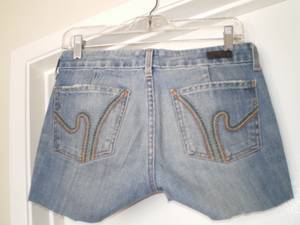 CITIZENS of HUMANITY LOW RISE CUT OFF JEAN SHORTS Sz 26 (encino)