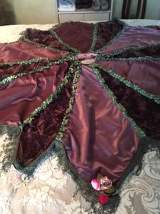 French Christmas tree skirt (So.Torrance)