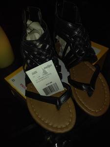 New thongs (Muskegon)