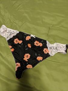 Used panties (Bloomington)