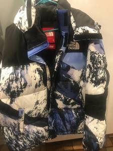 XL Supreme The North Face Winter Jacket