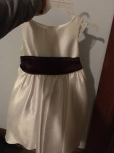 Flower girl dress wedding - size 4 (Downtown Indianapolis)