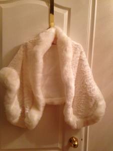 Women's Faux Fur Shawl Wrap Cape for Bridal Wedding Party Ivory (Payson