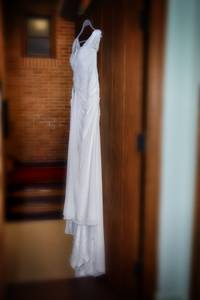 Beautiful Chiffon Sweetheart Wedding Gown, Cap Sleeves* (Edina)