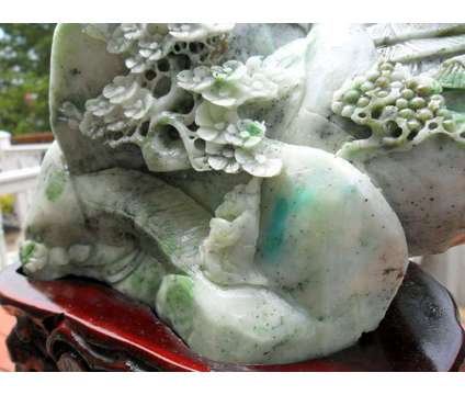 Beautiful 100% Natural DuShan Jade Handwork Carved Statue Mountain of Wise Man