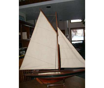 1901 - Handcrafted America's Cup Yacht Replica