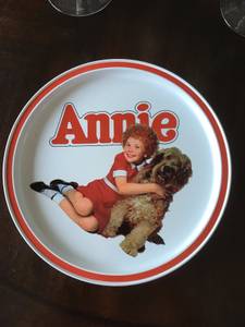 Vintage (1982) Orphan Annie Cookie Tin by GuildCraft (South Burlington)