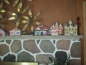 Snow Village Collection Over 30 Pieces with Many Accessories (Dousman)