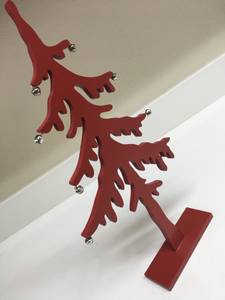 Red Wood Decorative Christmas Pine Tree Holiday Decoration
