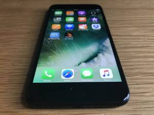 iPhone 7 Plus 256gb black UNLOCKED LIKE NEW (philadelphia PA)