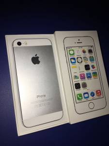 Sprint iPhone 5S 32gb White/Silver (Fairfax)