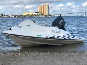 9ft speed boat 50hp Yamaha (west palm)