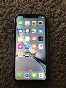 IPhone xr 128 gb And IPad 4 16gb (Memphis)