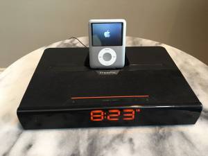 iPhone/iPod/iPad Alarm Clock