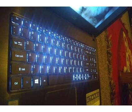Like New Laptop For Sale! Acer Aspire E 15 E-5-575-33BM w/ cord! CHEAP