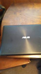 Asus laptop computer window 10 (south milwaukee)