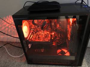 Gaming desktop computer (water cooled) w/ Monitor (St matthews)