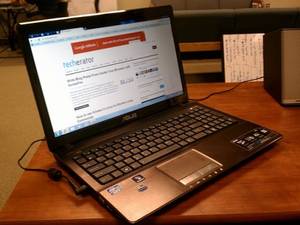 ASUS Laptop Win 10, Intel Core i5, 4GB Ram, 320 GB HD, (Lincoln)